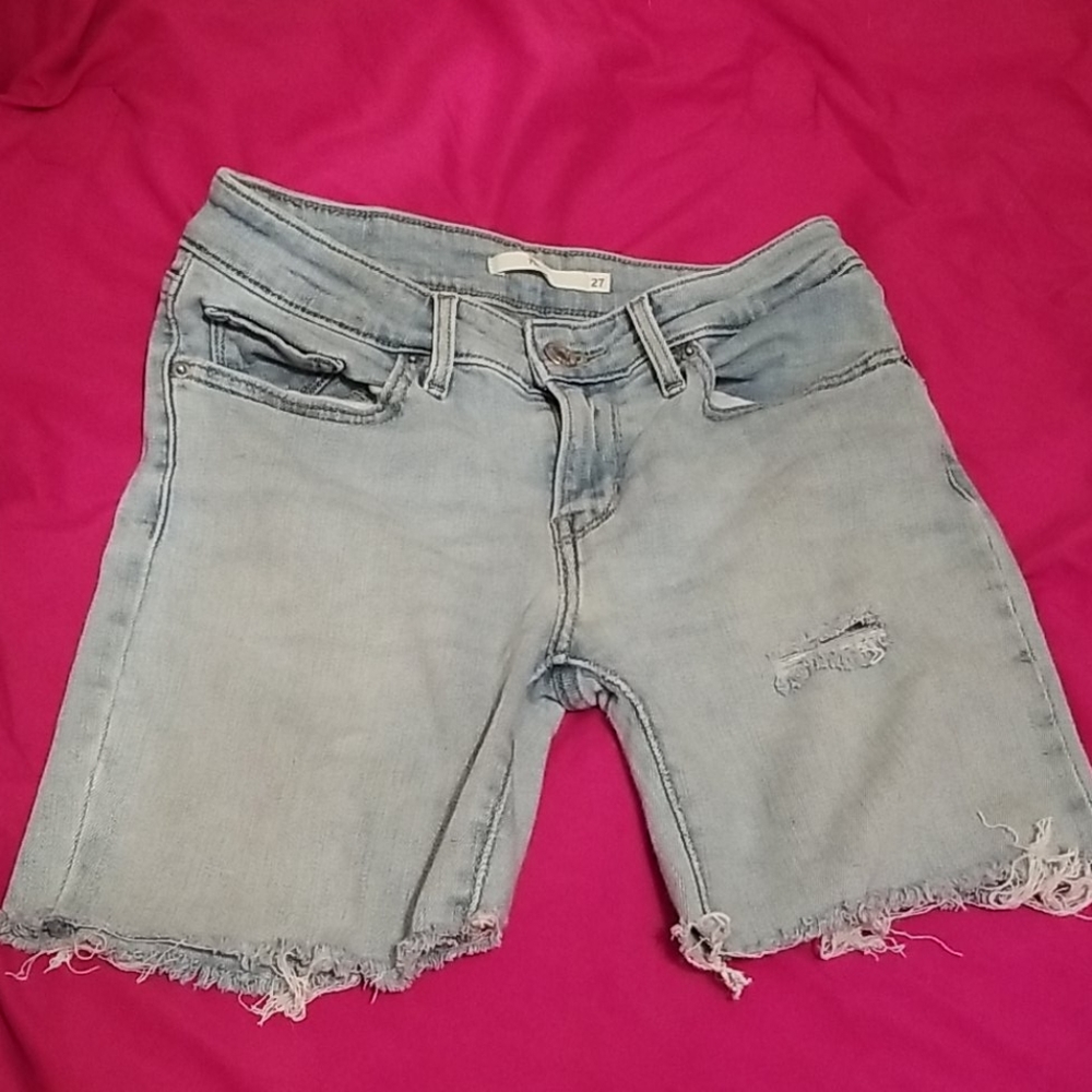Levi's denim shorts #Levi's